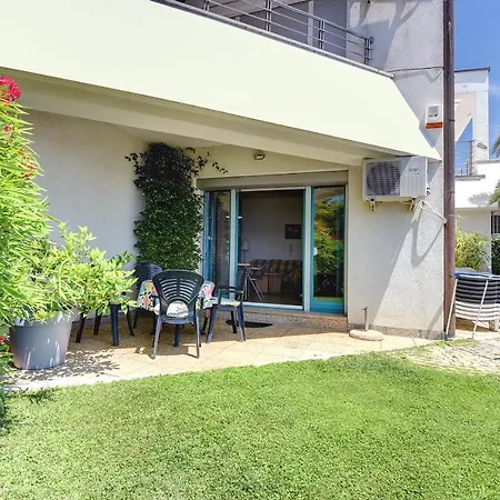 Apartments Villa Ana Medolino Esterno foto